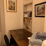 47M2 Calme Au Coeur De Paris